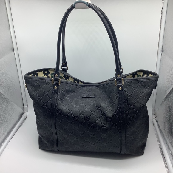 Gucci Handbags - 🛍️SOLD ON E..Y🛍️GUCCI Black Guccissima Large Tote/GENDERLESS